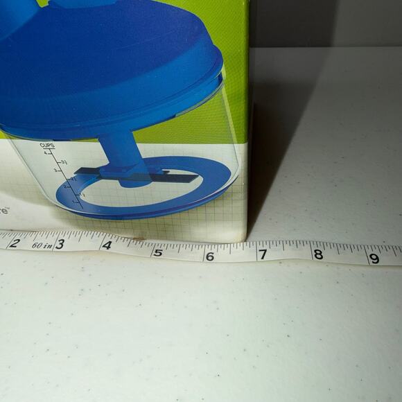 Tupperware Quick Chef Manual Food Processor Chopper Mixer 4 Cups Blue - Picture 10 of 10